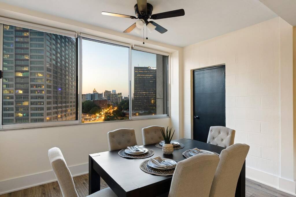 דירות אטלנטה 1109-Extra Lg-King Bed-1 Free Park-Fast Wifi-Dtw מראה חיצוני תמונה